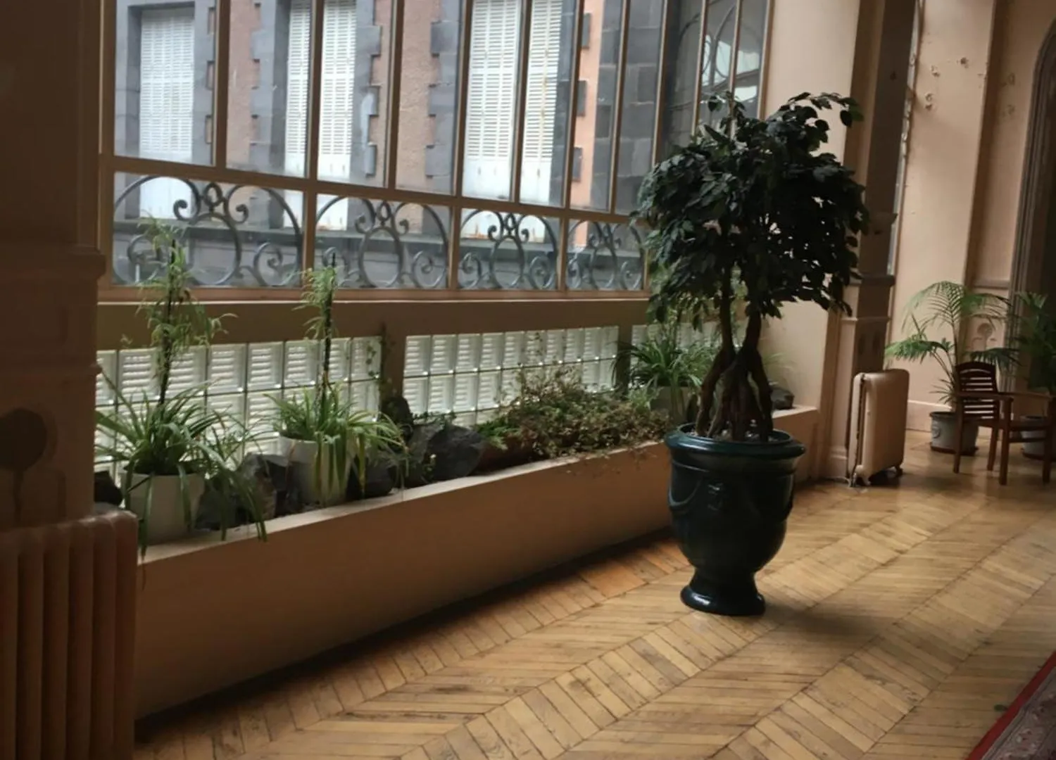 Apartment Hyper Centre Dans Ancien Palace Face Aux Thermes Mont-Dore